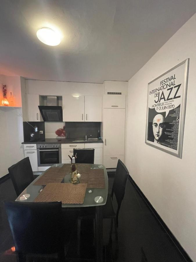 Schone Wohnung In Sierre Exteriér fotografie